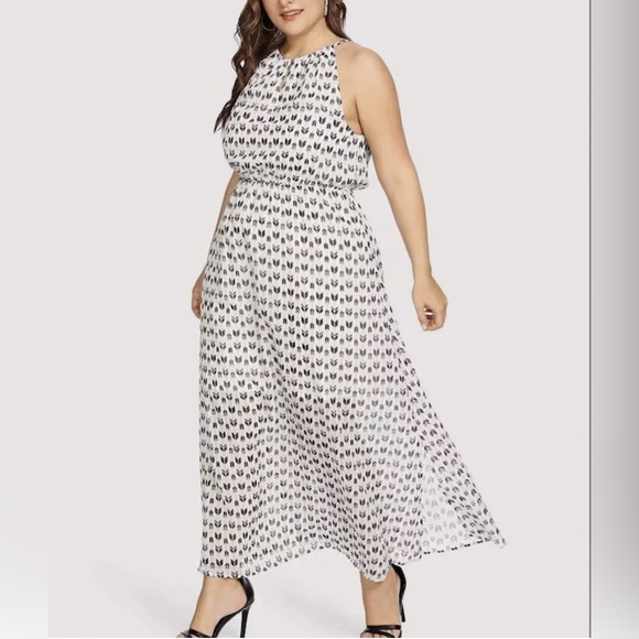 Torrid Black White Arrow Print Halter Maxi Dress - Picture 8 of 11